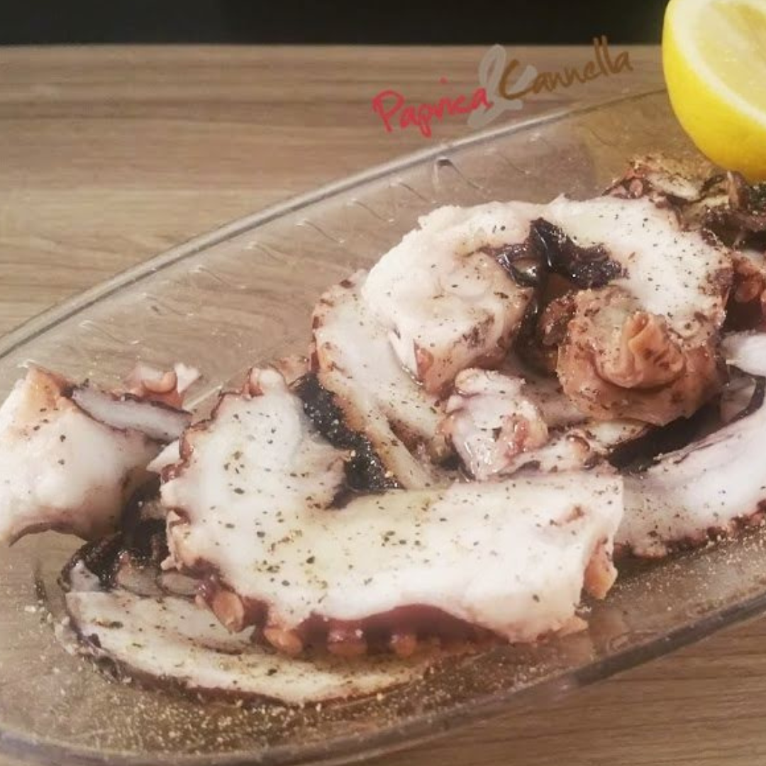 Carpaccio di polpo paprica e cannella